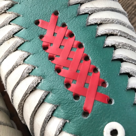 Multicolor sandals crafted by hand in Mexico. - Picture 2 of 5